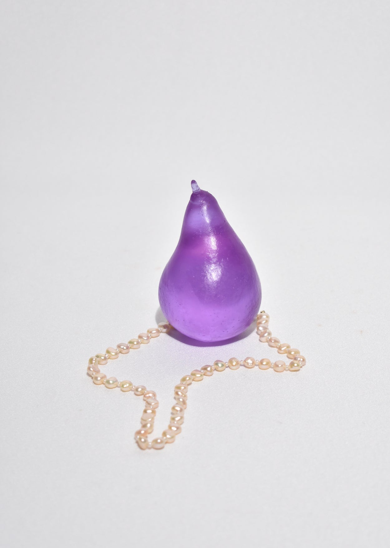 Glass Pear in Lilac
