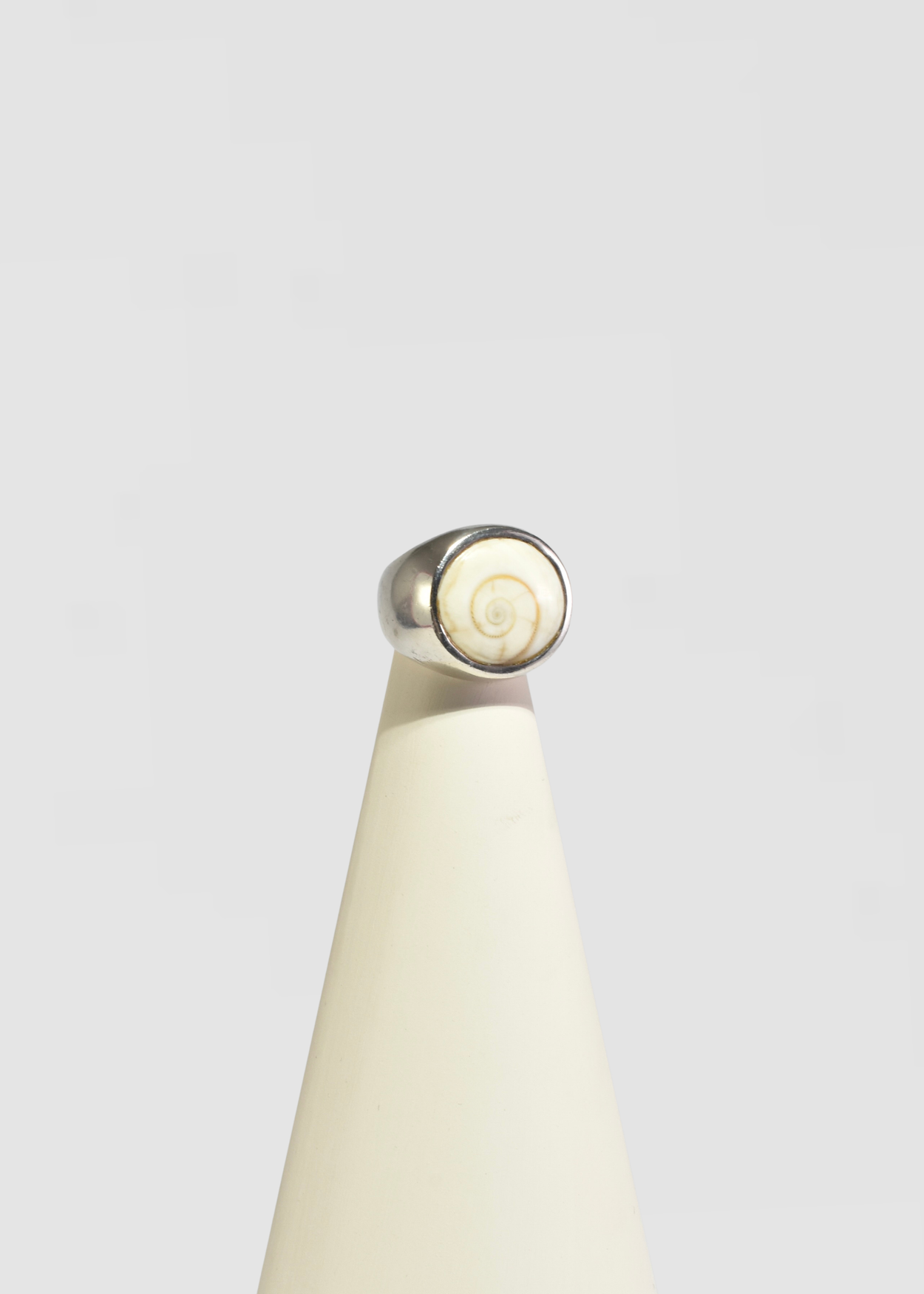 Shell Statement Ring