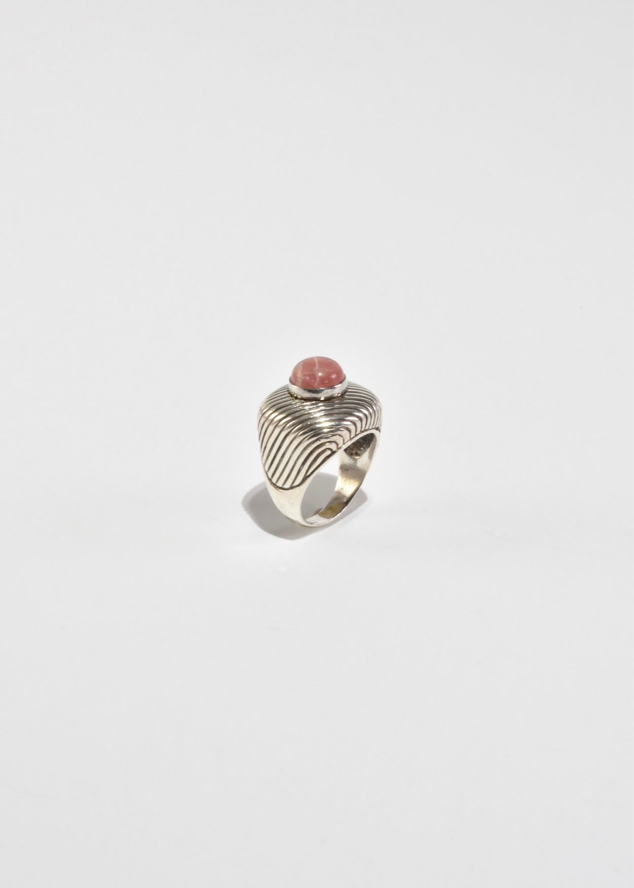 Ribbed Rose Quartz Ring