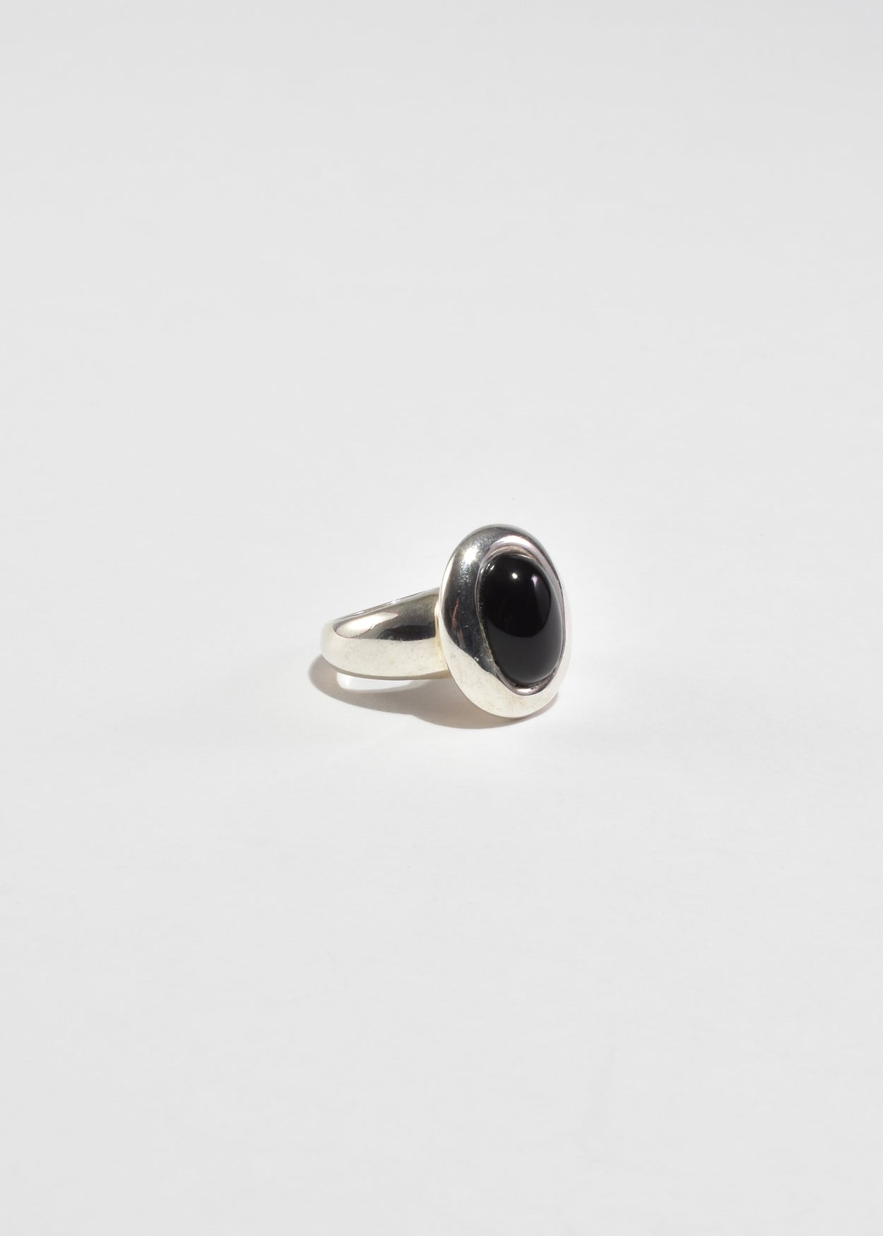 Oval Onyx Ring