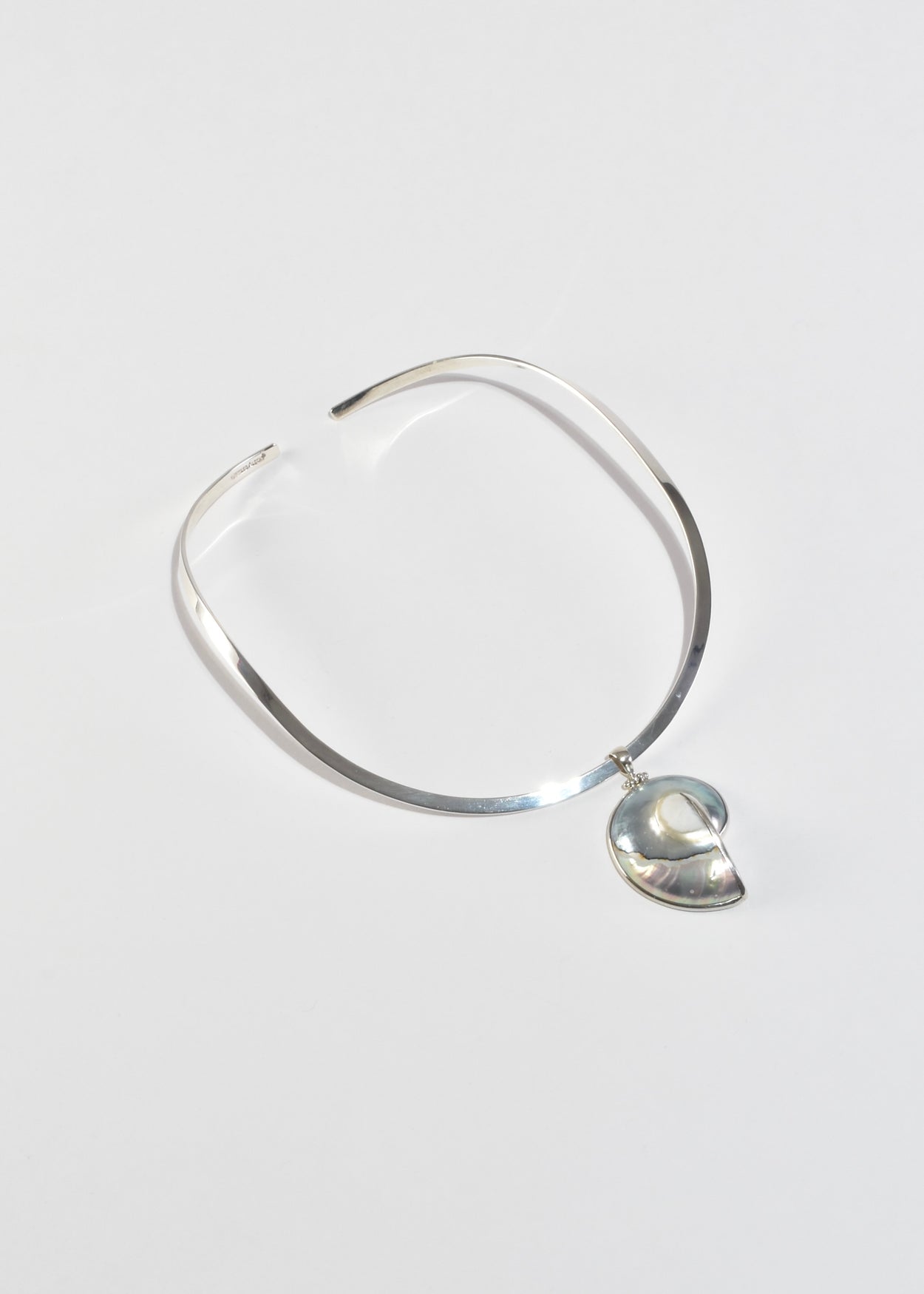 Blue Shell Collar Necklace