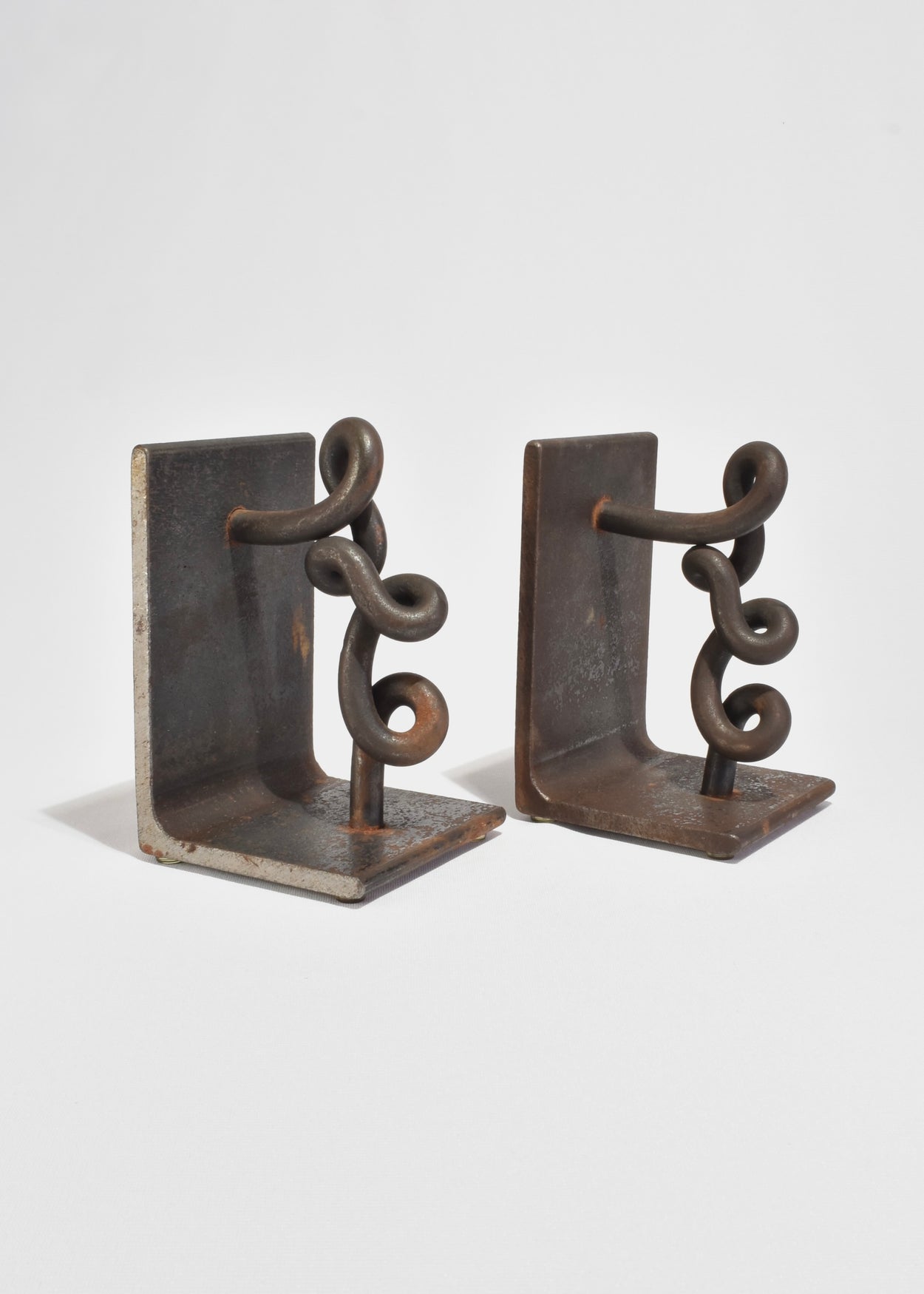 Looping Iron Bookends