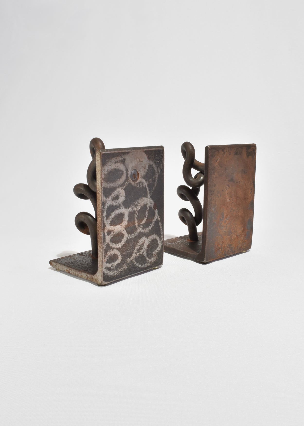 Looping Iron Bookends