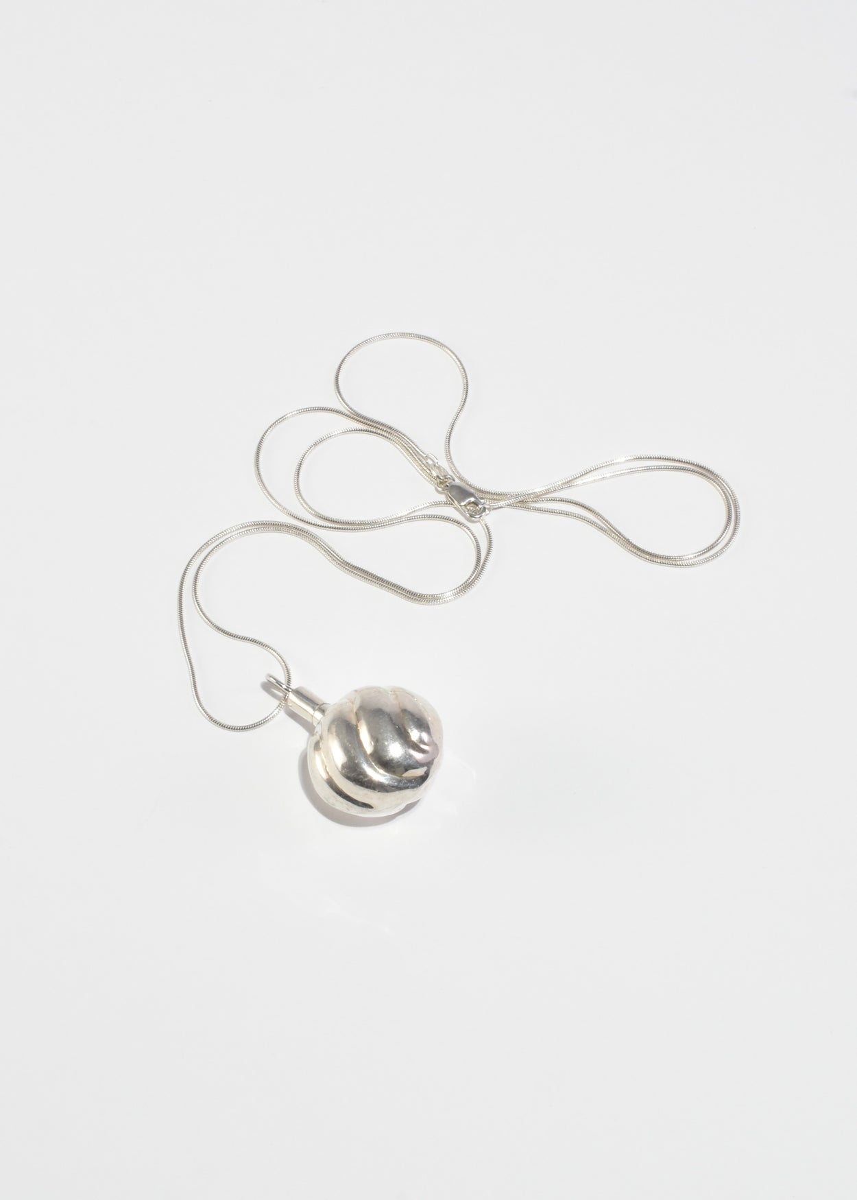 Ribbed Perfume Bottle Pendant Necklace