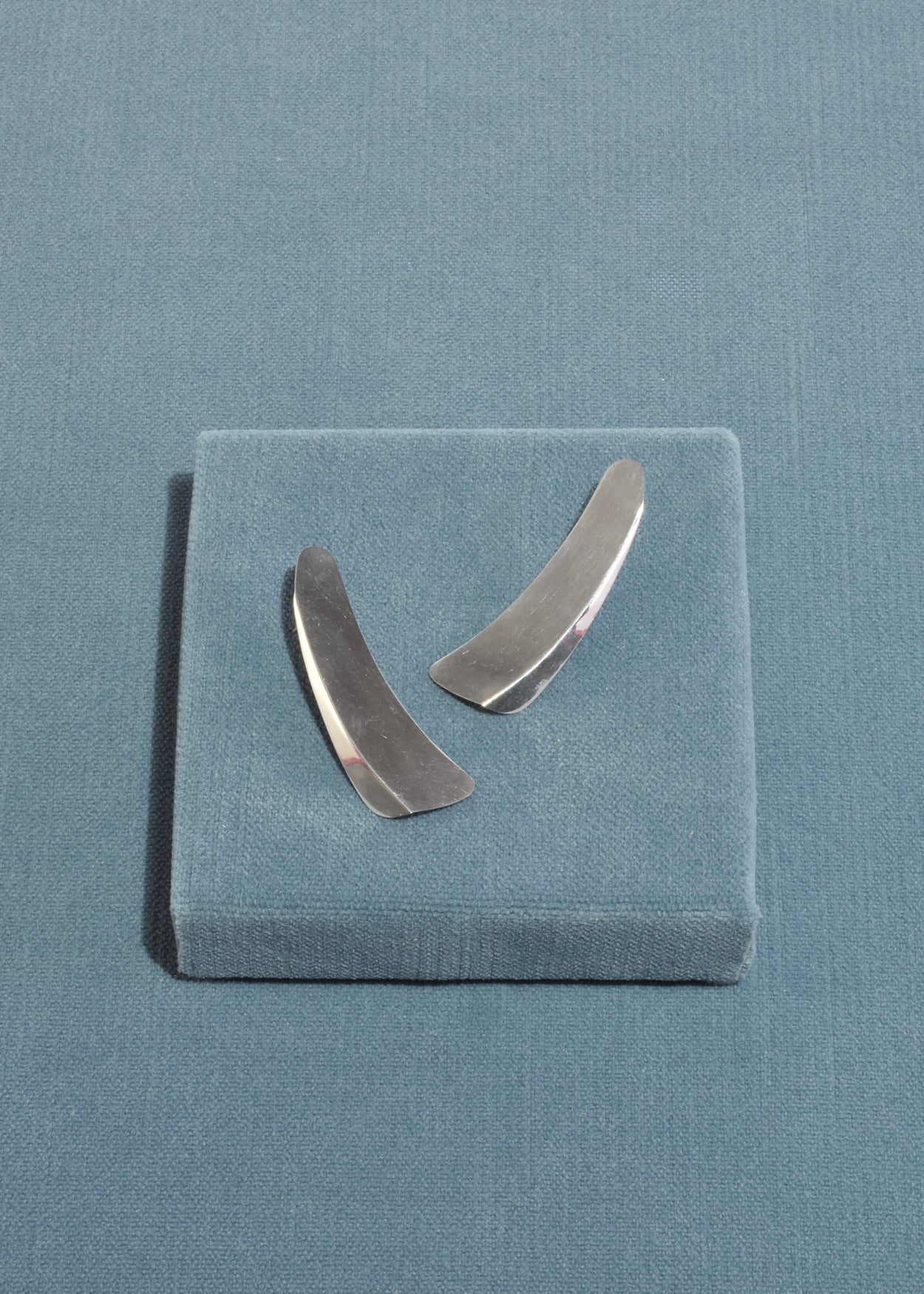Sterling Curve Earrings