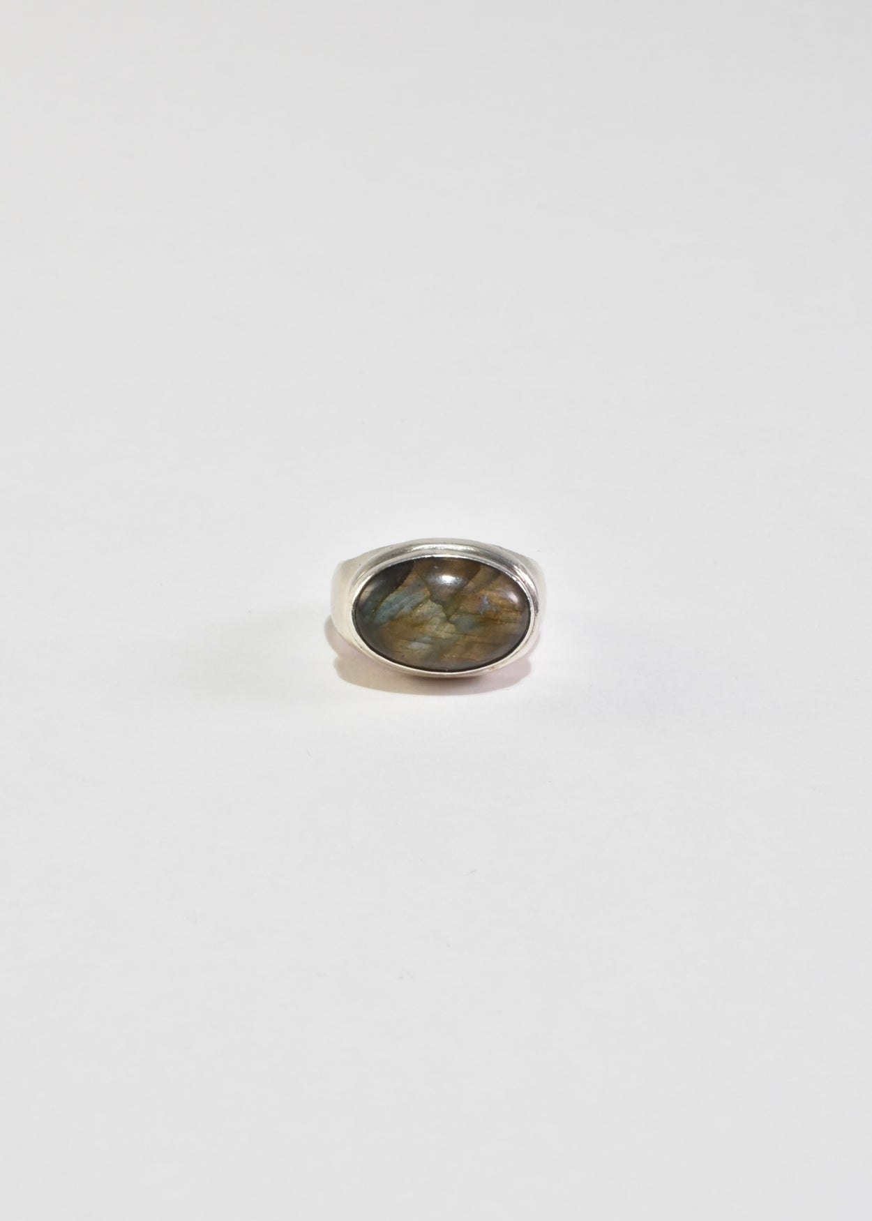 Oval Labradorite Ring