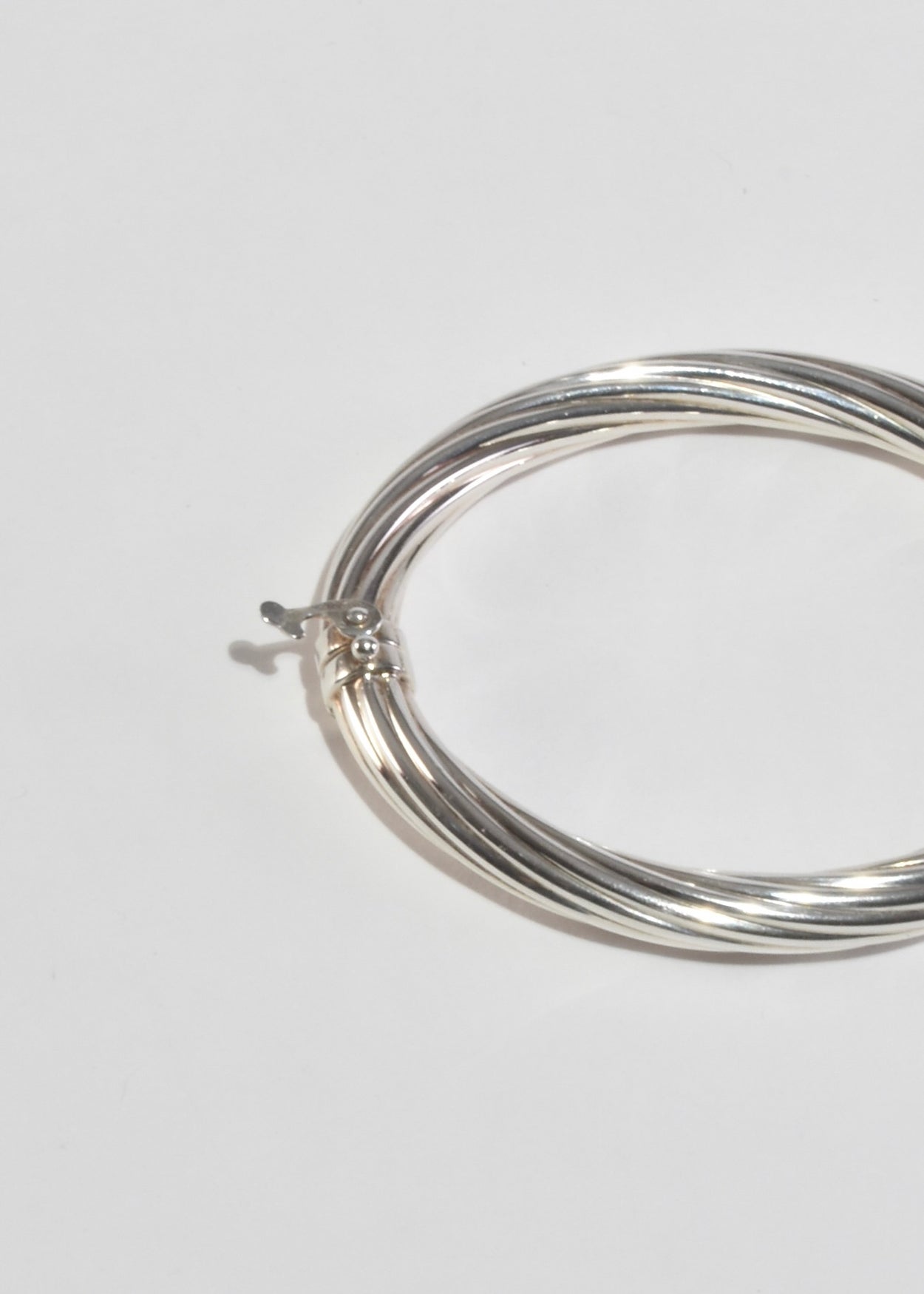 Ribbed Hinge Bracelet