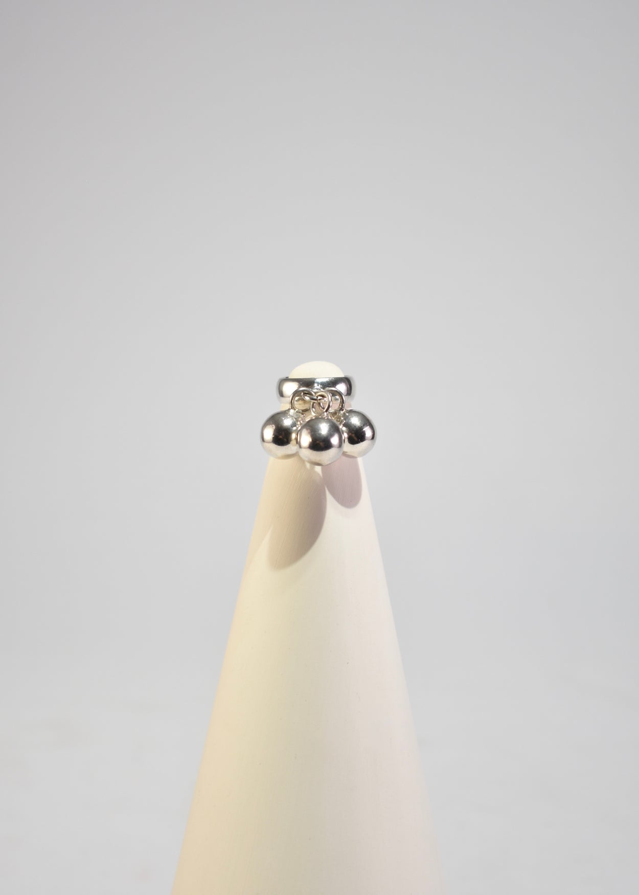 Sphere Fringe Ring