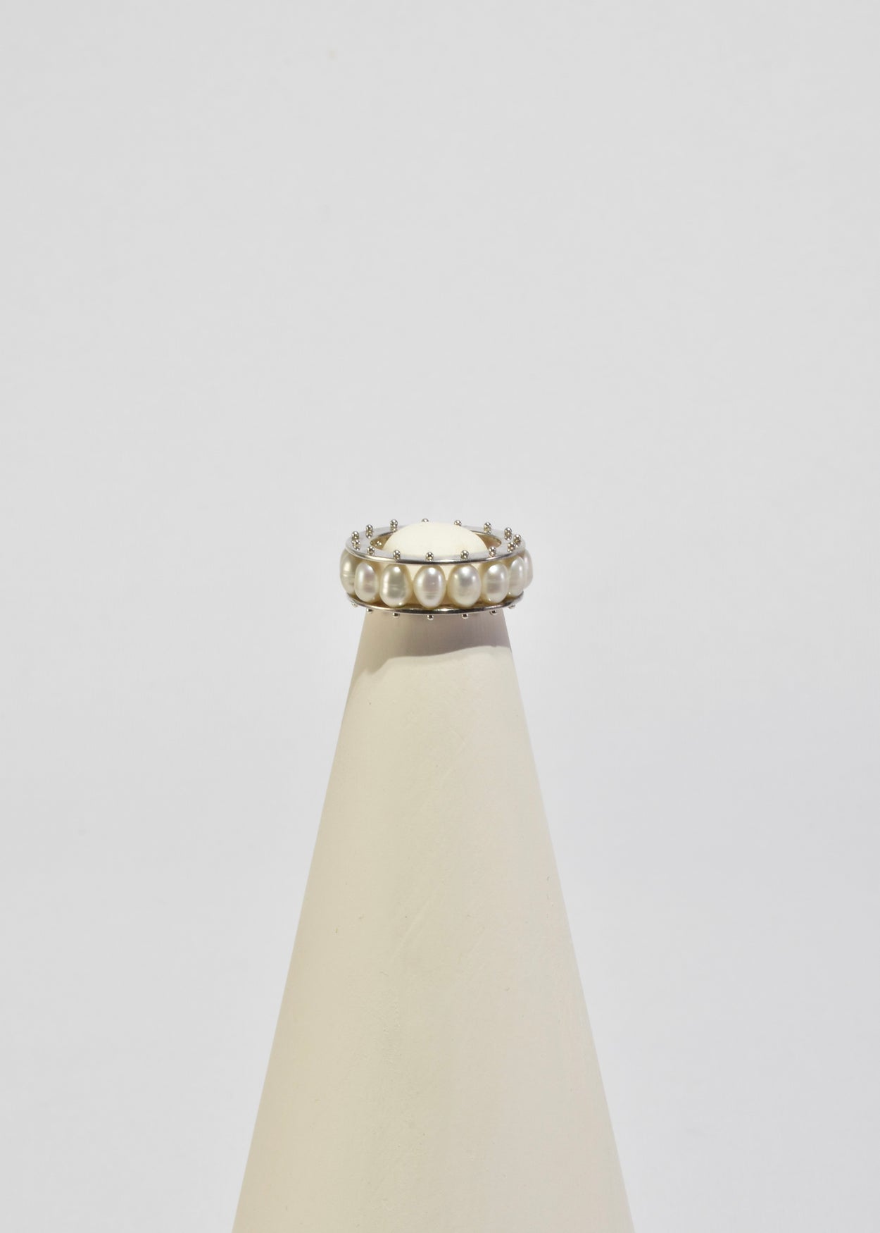 Pearl Band Ring