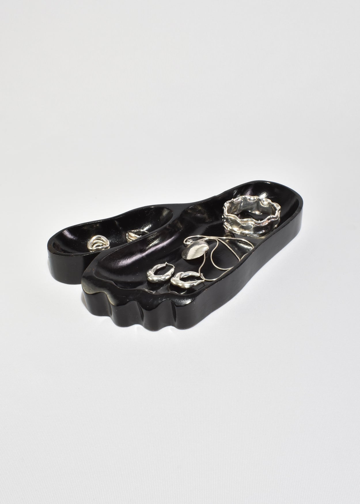 Black Lacquer Foot Catchall