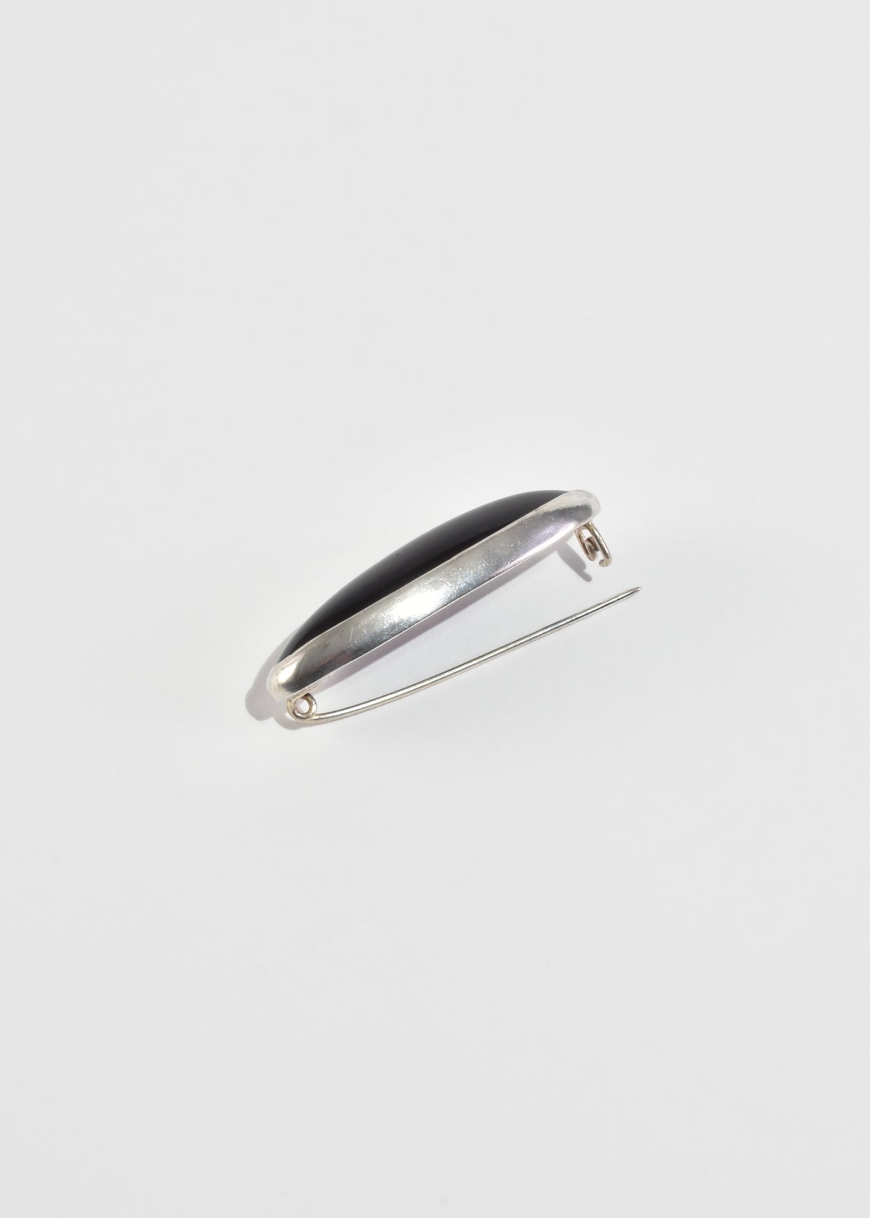 Oval Onyx Brooch