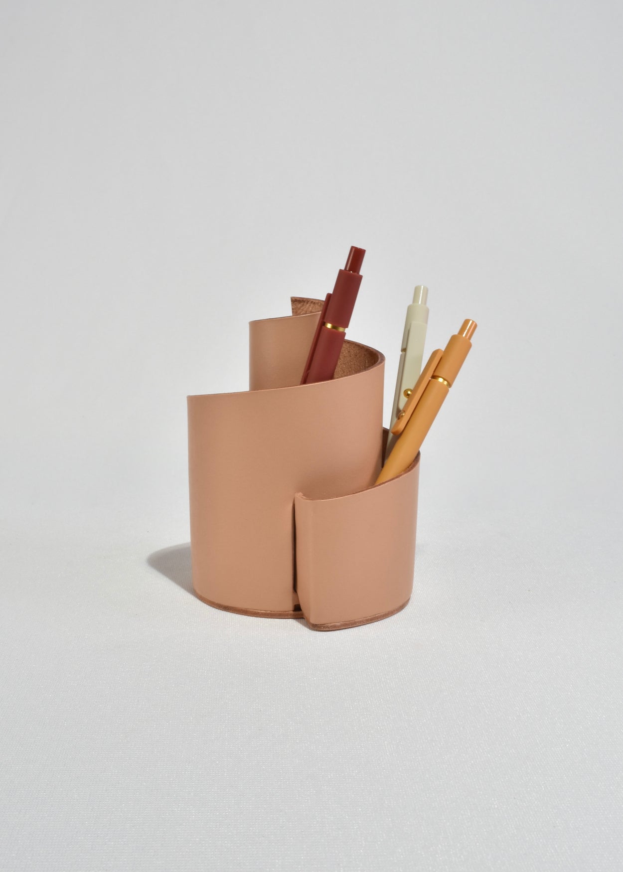 Leather Spiral Pen Stand