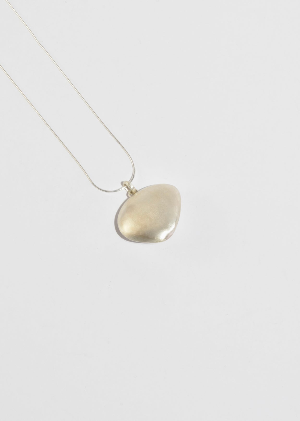 Shell Pendant Necklace