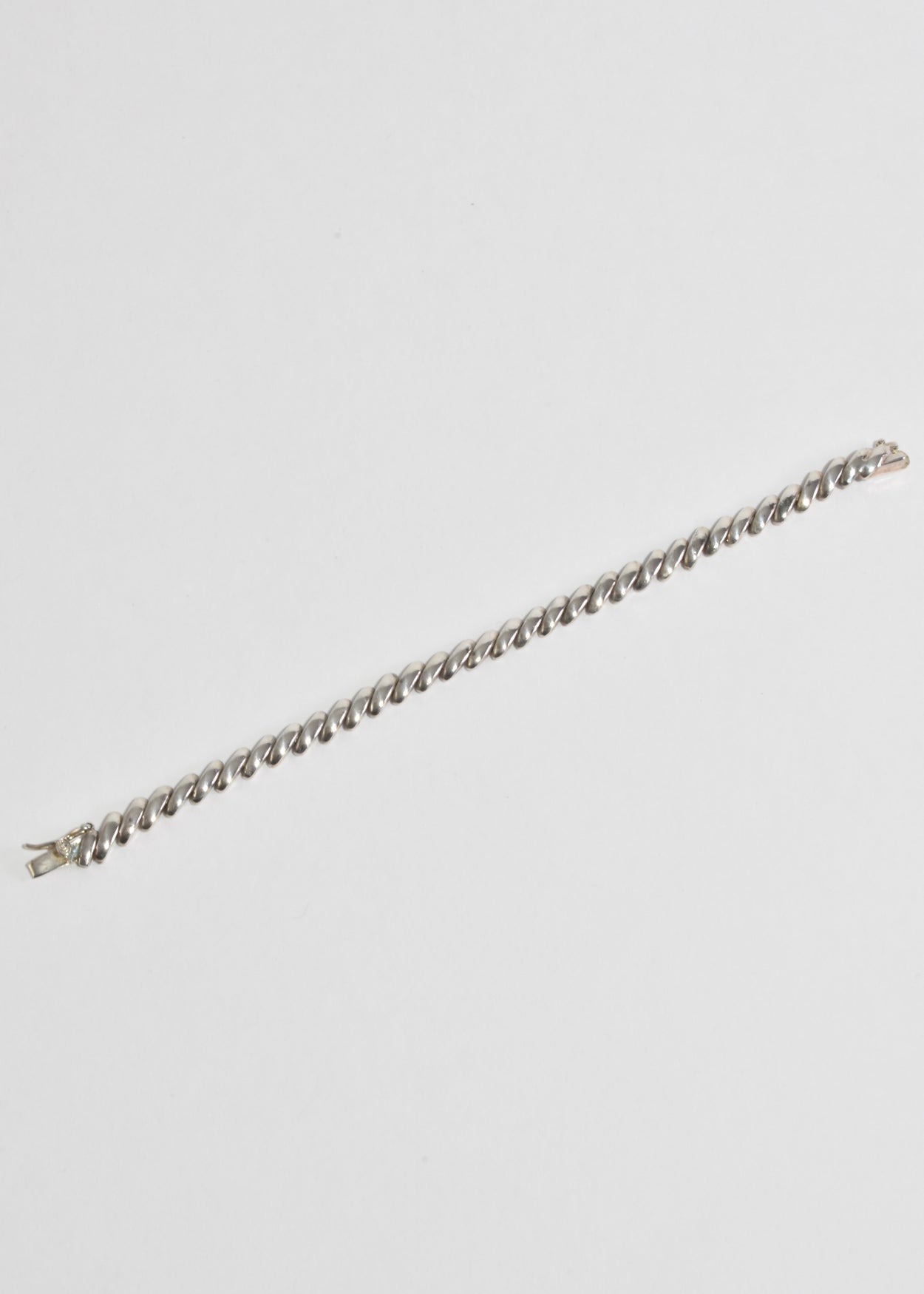 Curved Link Bracelet