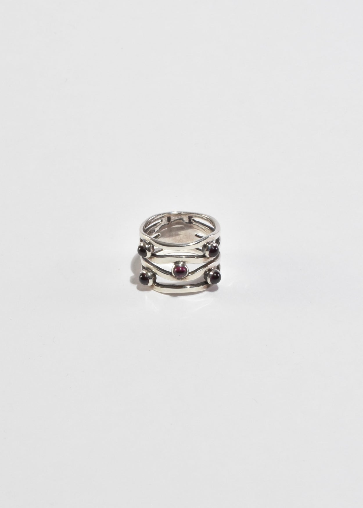 Wavy Garnet Ring