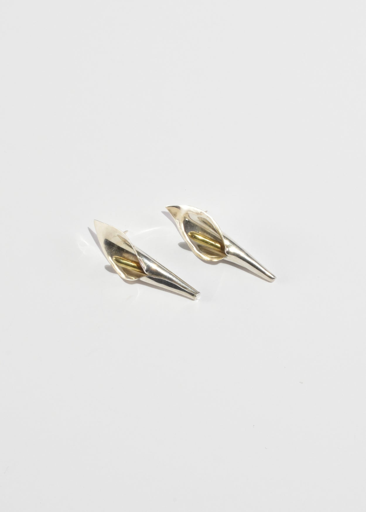 Calla Lily Earrings