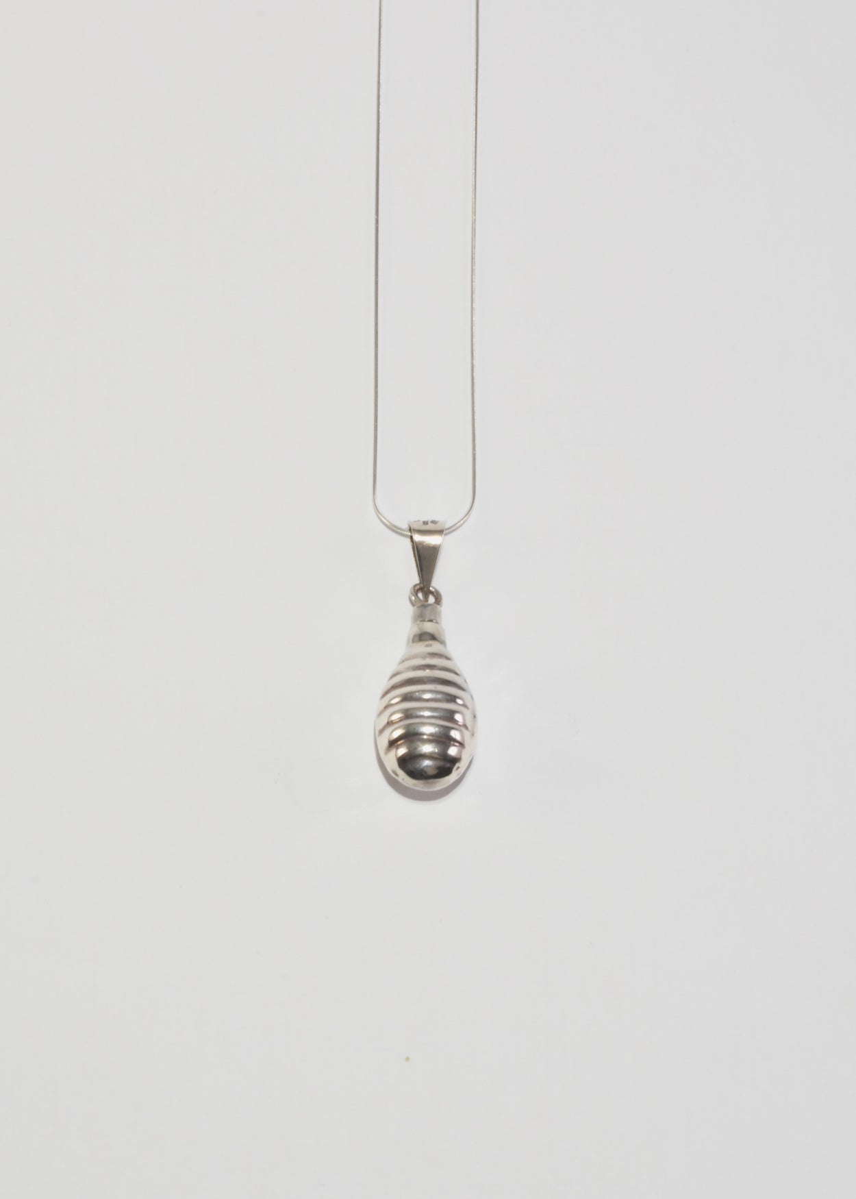 Ribbed Perfume Bottle Pendant Necklace