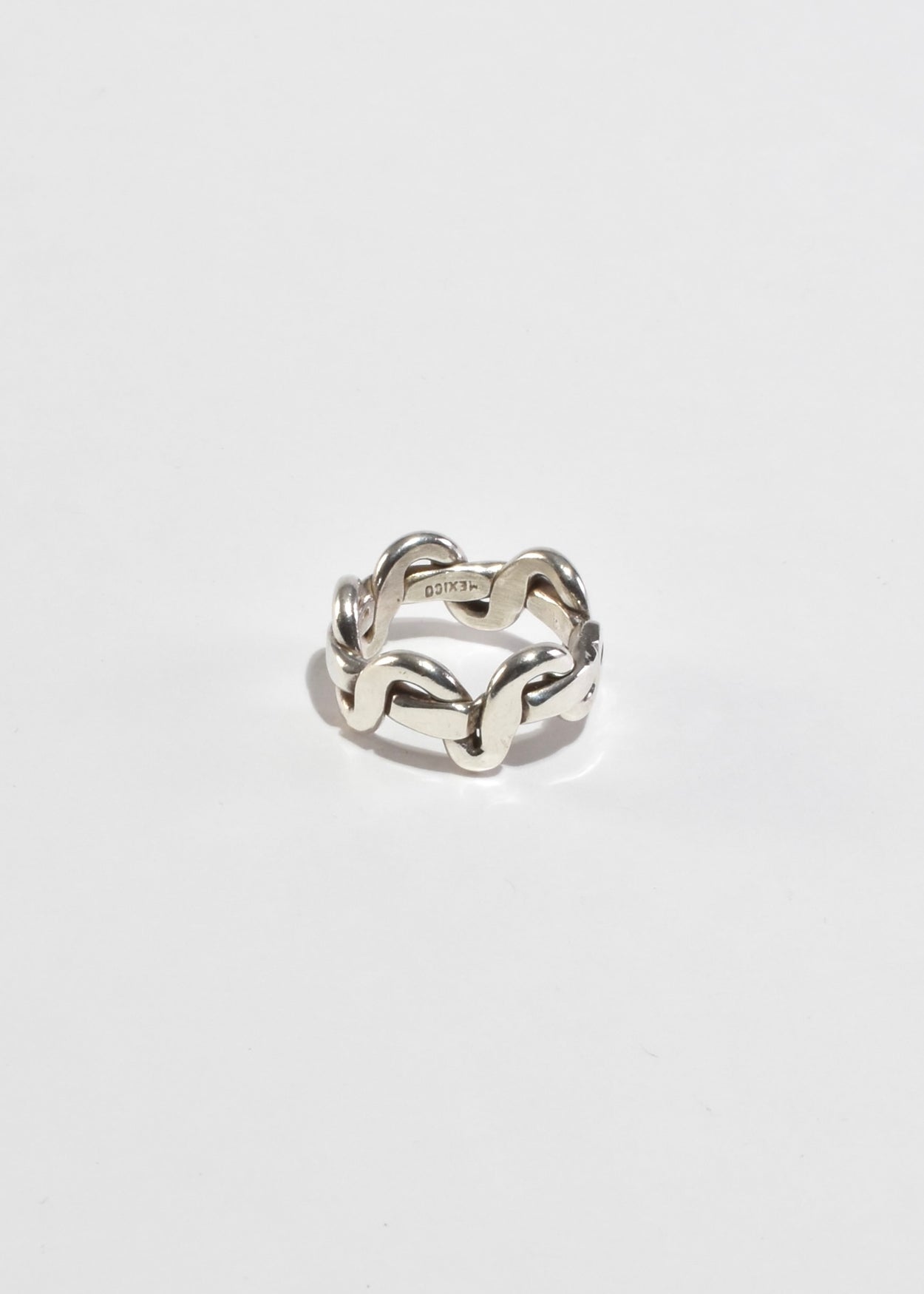 Sculptural Wavy Ring