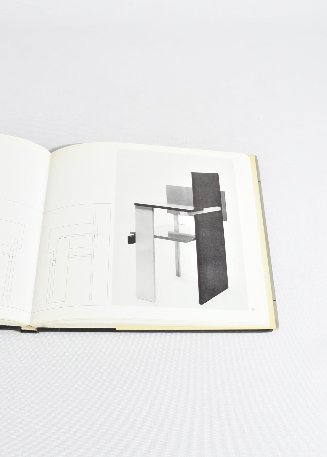 The Furniture of Gerrit Thomas Rietveld