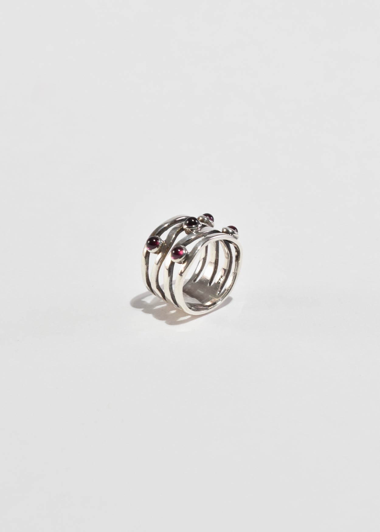 Wavy Garnet Ring
