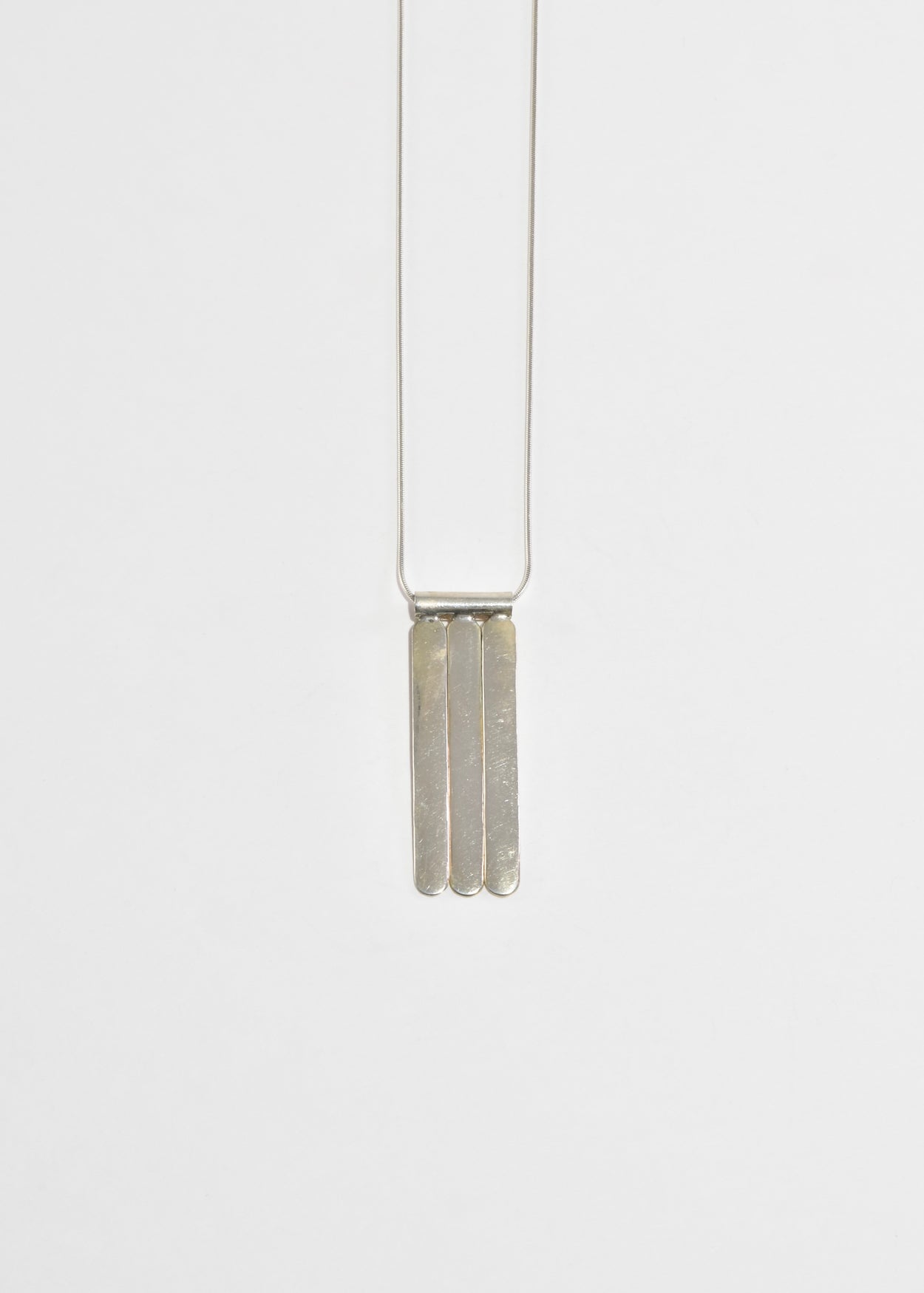 Bar Fringe Pendant Necklace