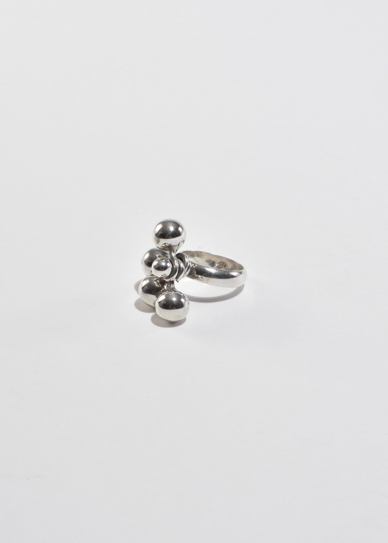 Kinetic Spheres Ring