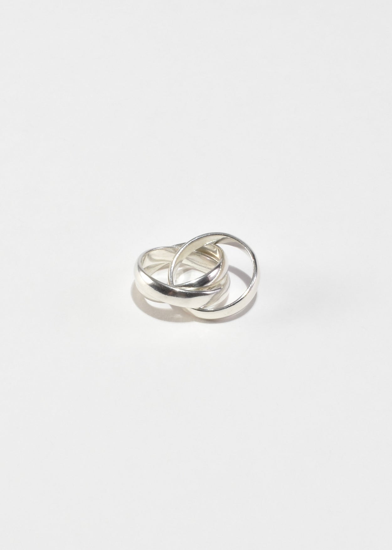 Kinetic Layered Band Ring