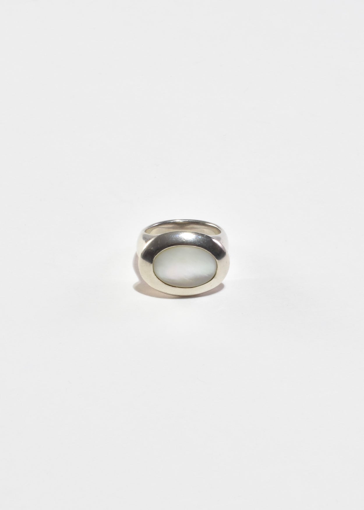 Oval Mother of Pearl Ring