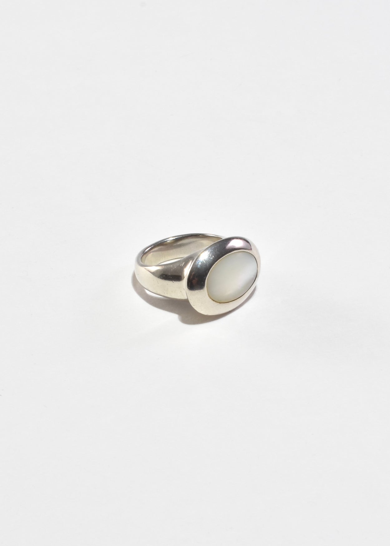 Oval Mother of Pearl Ring