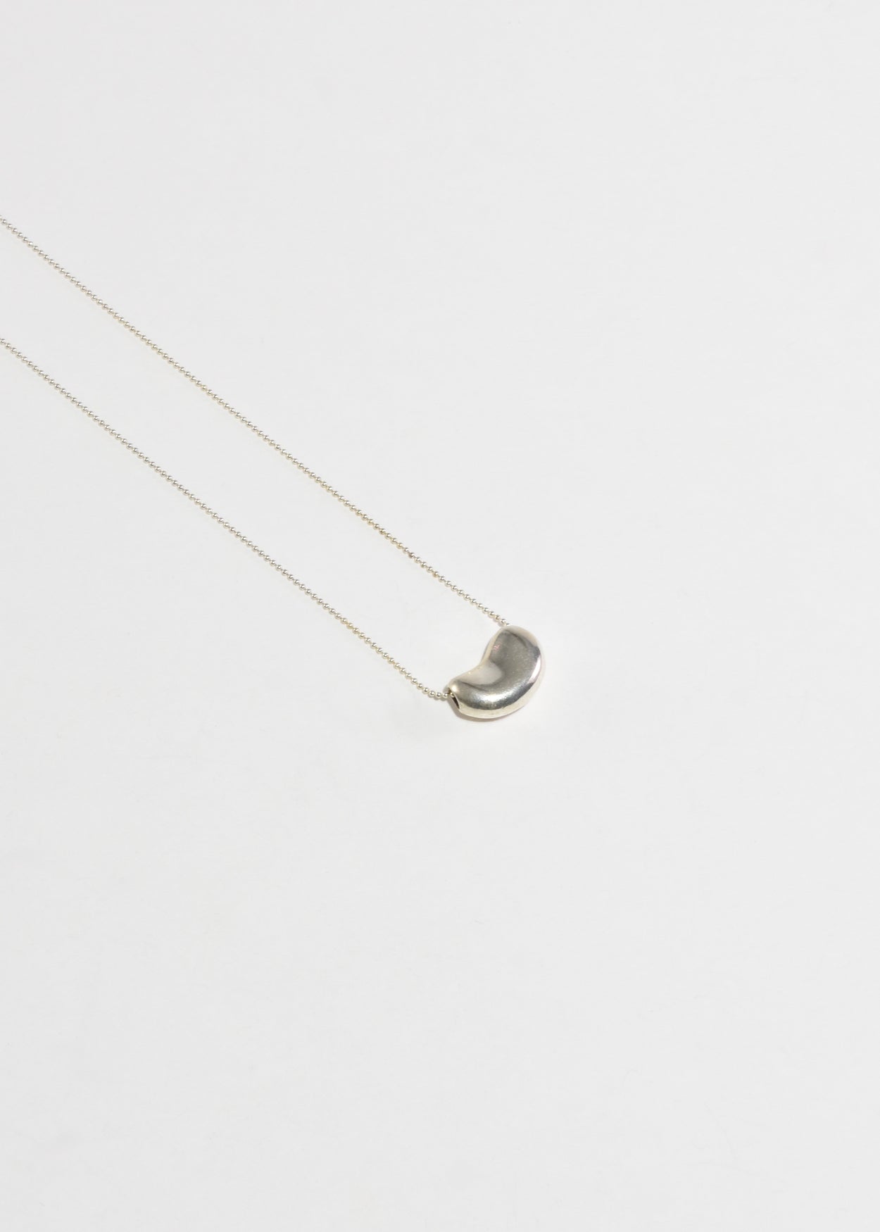 Bean Pendant Necklace
