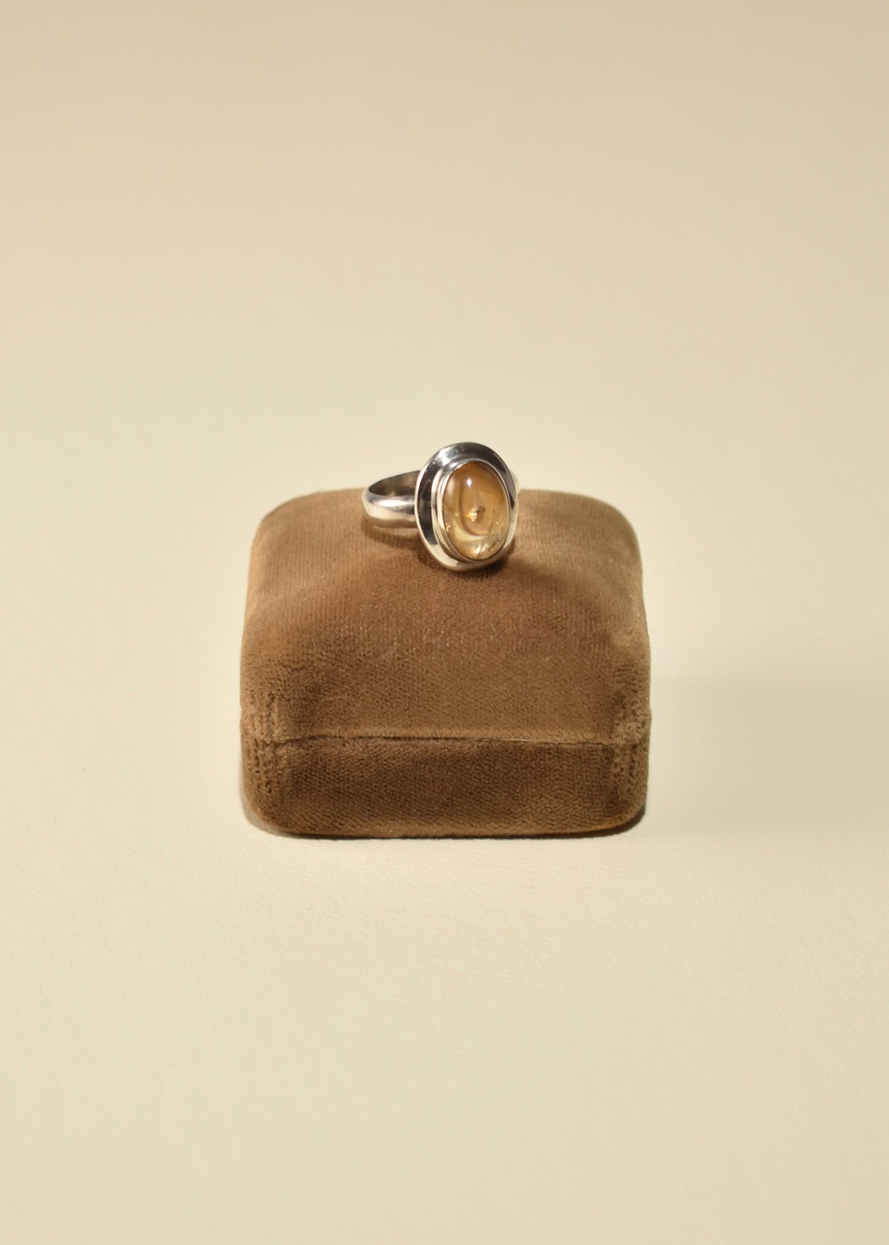 Oval Citrine Ring