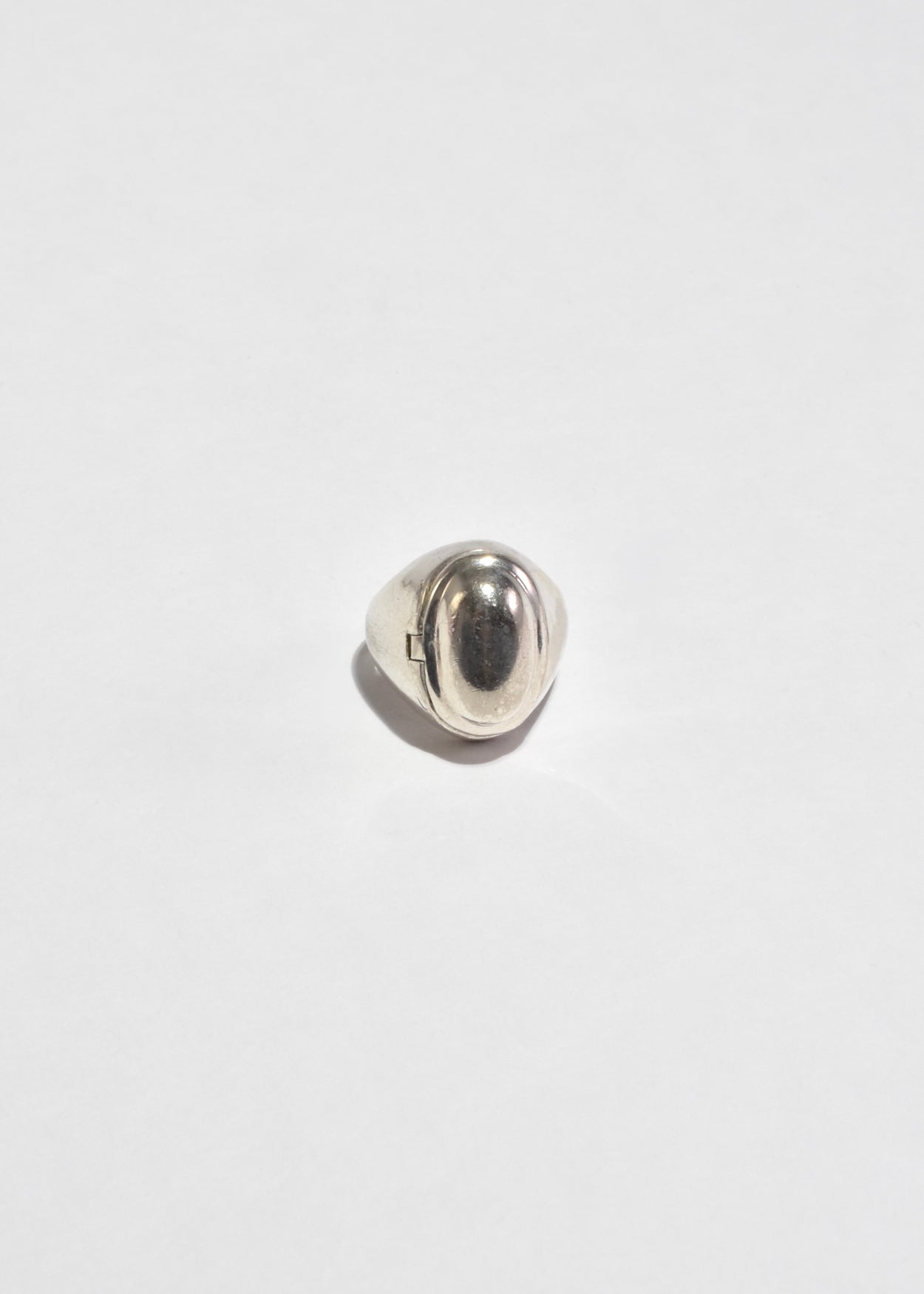 Oval Container Ring