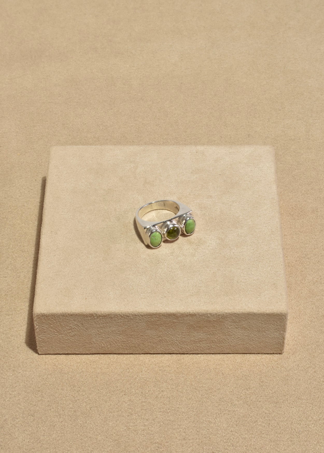 Peridot Gaspeite Ring