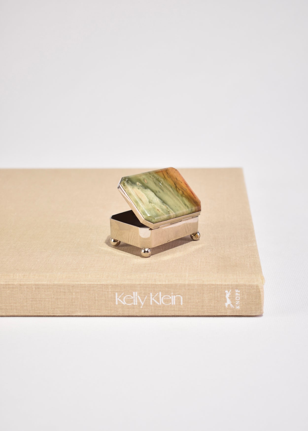 Petite Onyx Box
