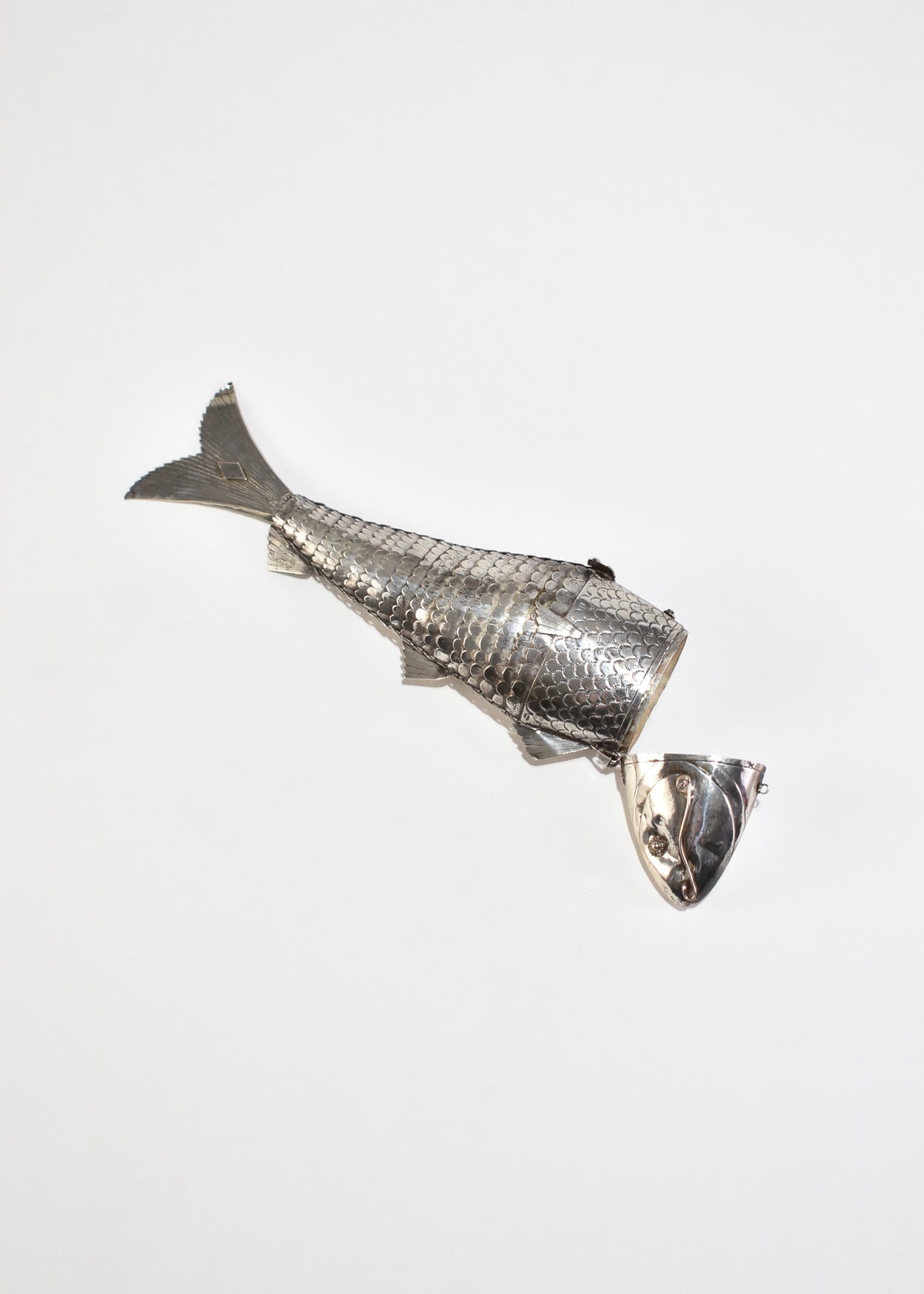 Articulated Fish Box