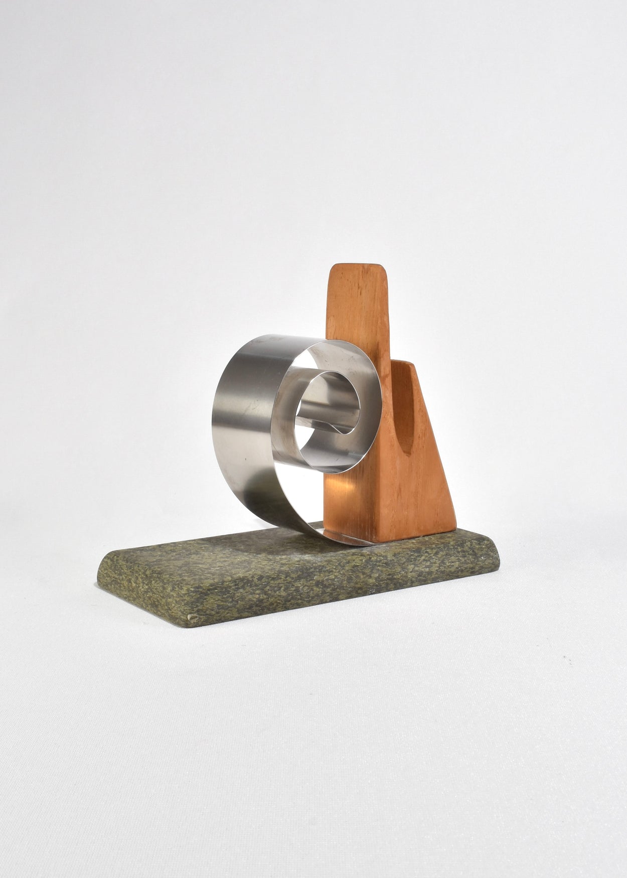 Spiral Letter Holder