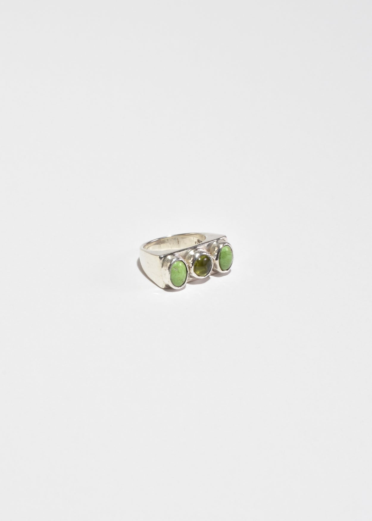 Peridot Gaspeite Ring
