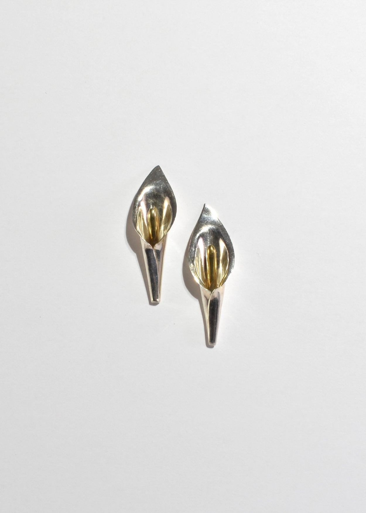 Calla Lily Earrings