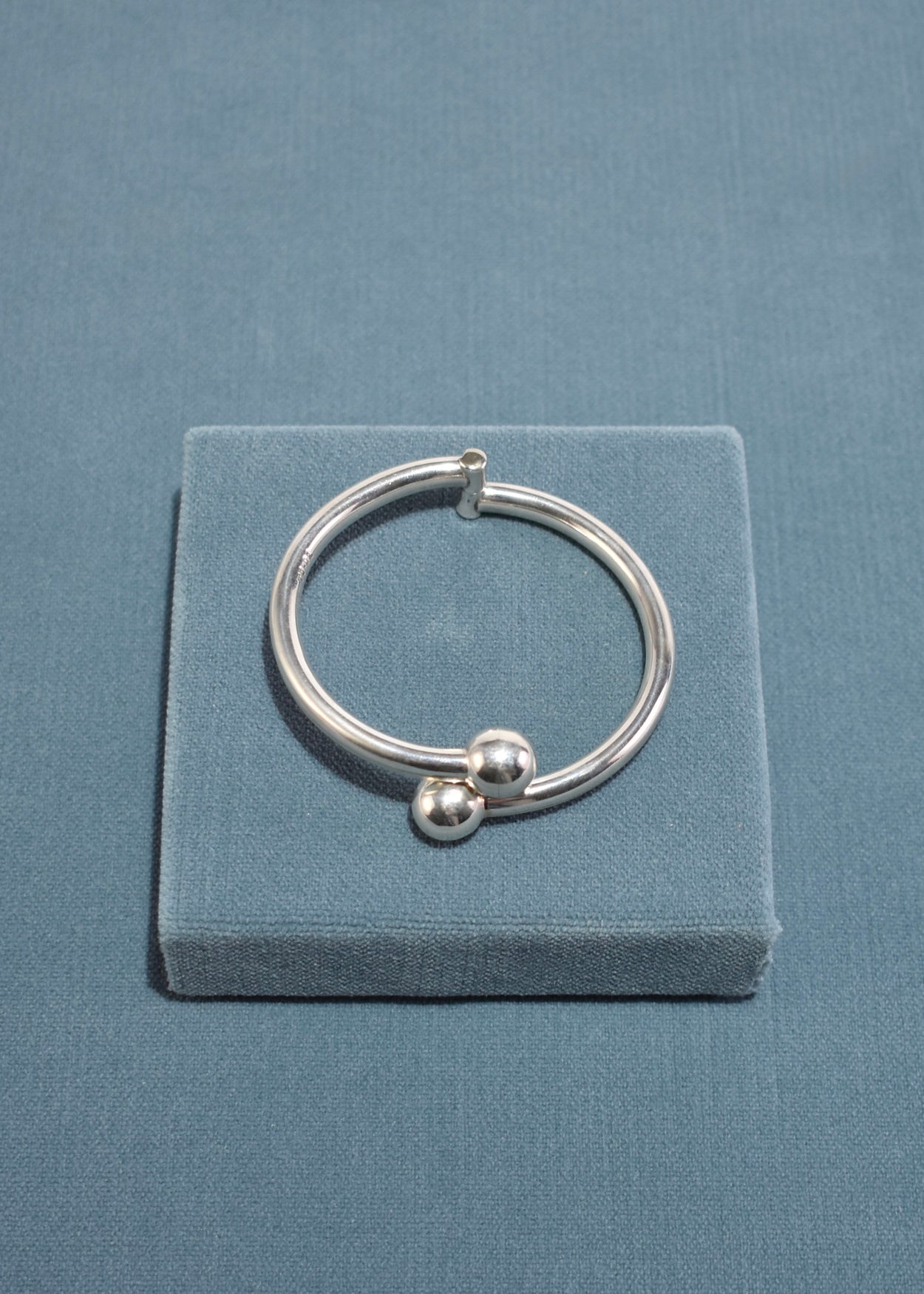 Sphere Hinge Bracelet
