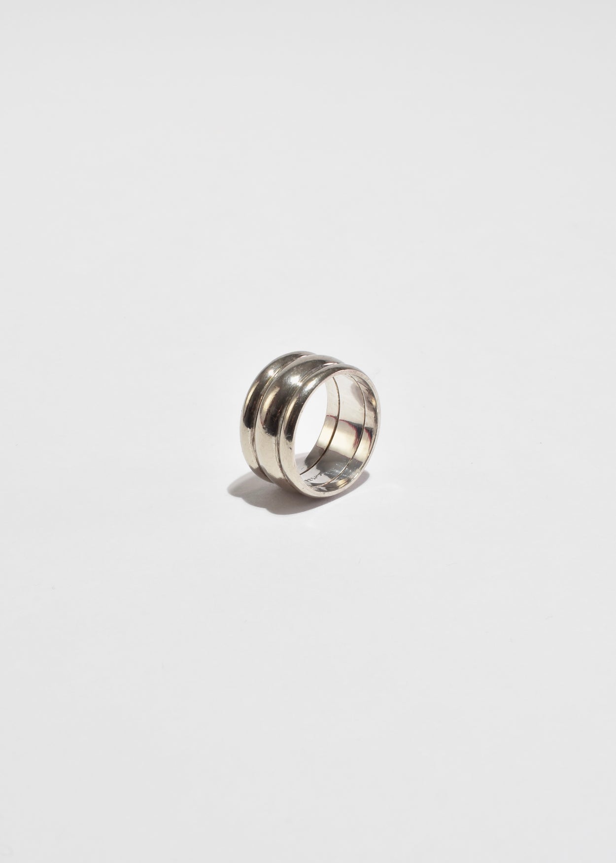 Ribbed Band Ring