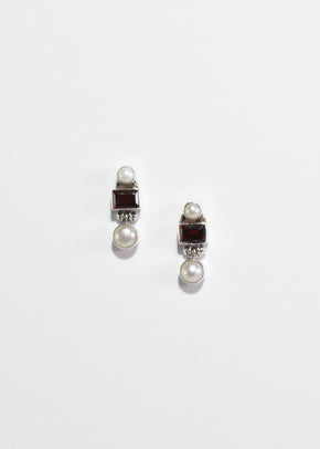 Garnet Pearl Earrings