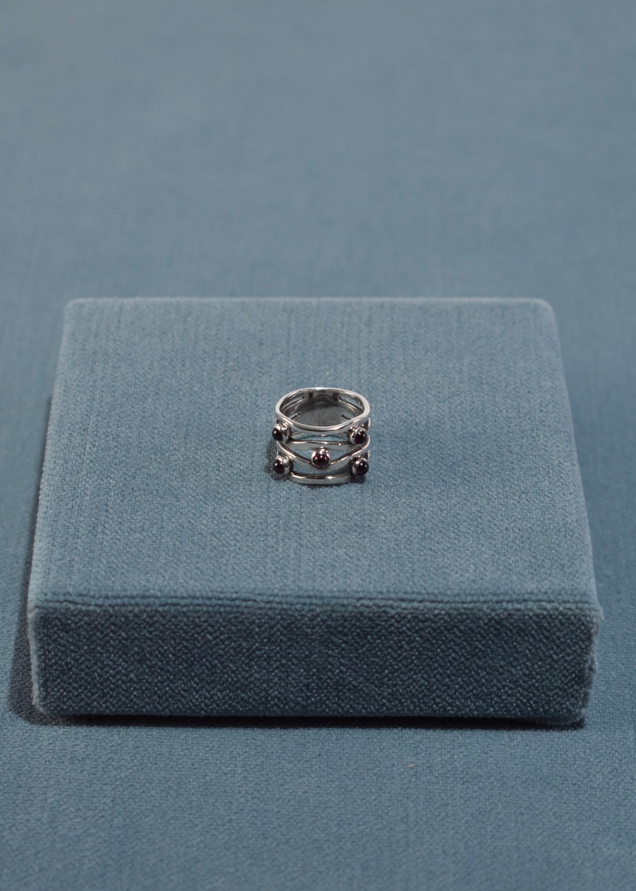 Wavy Garnet Ring