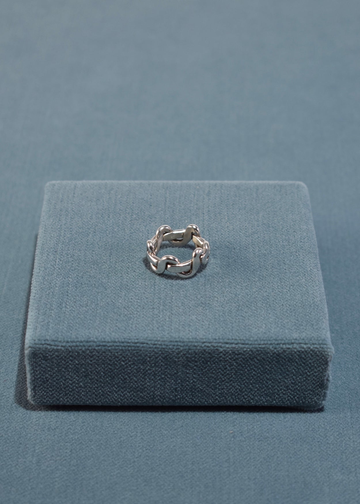 Sculptural Wavy Ring