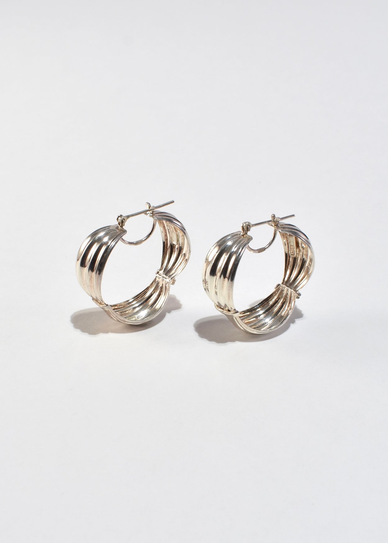 Ribbed Hoop Earrings