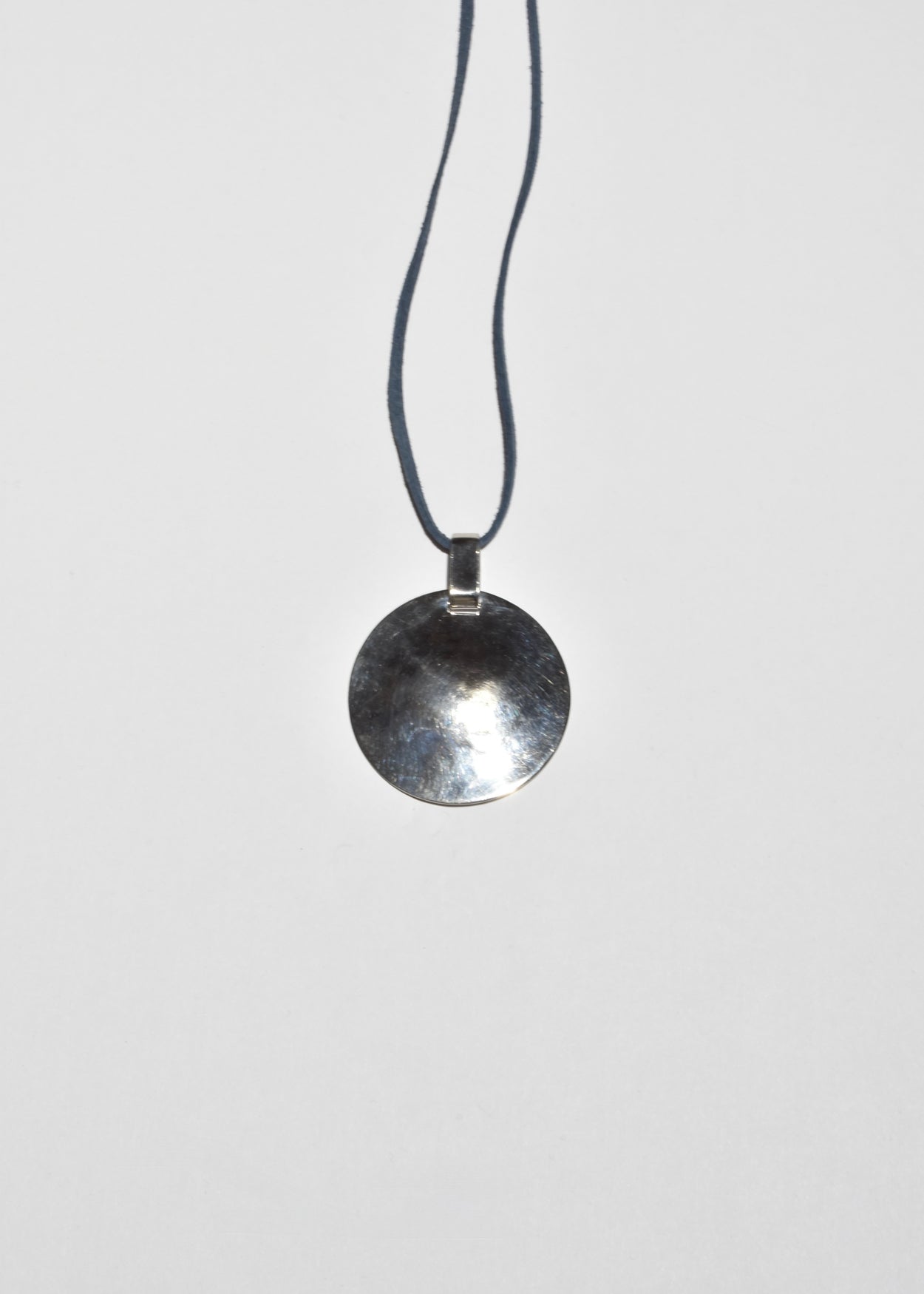 Disc Pendant Necklace