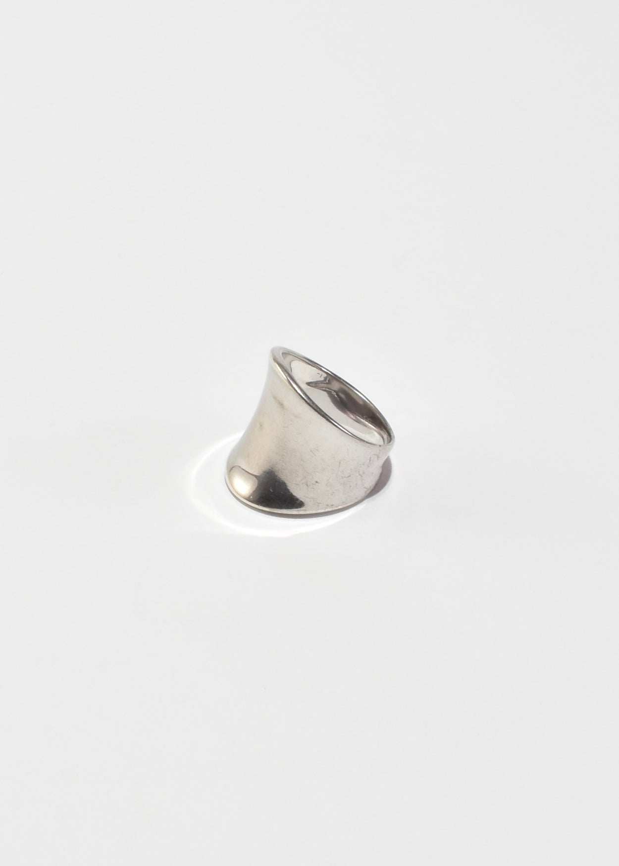 Curved Wide Band Ring