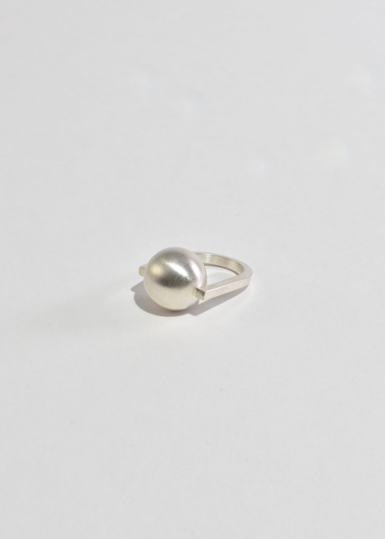Wide Ball Ring