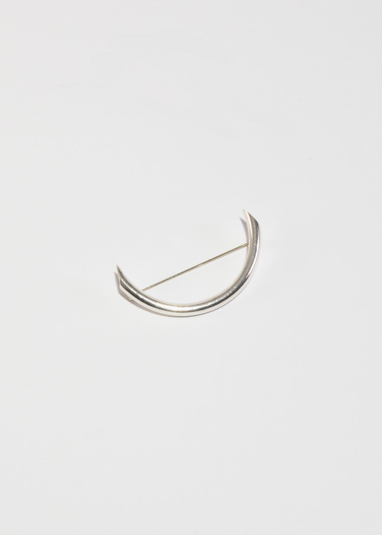 Curved Vessel Brooch