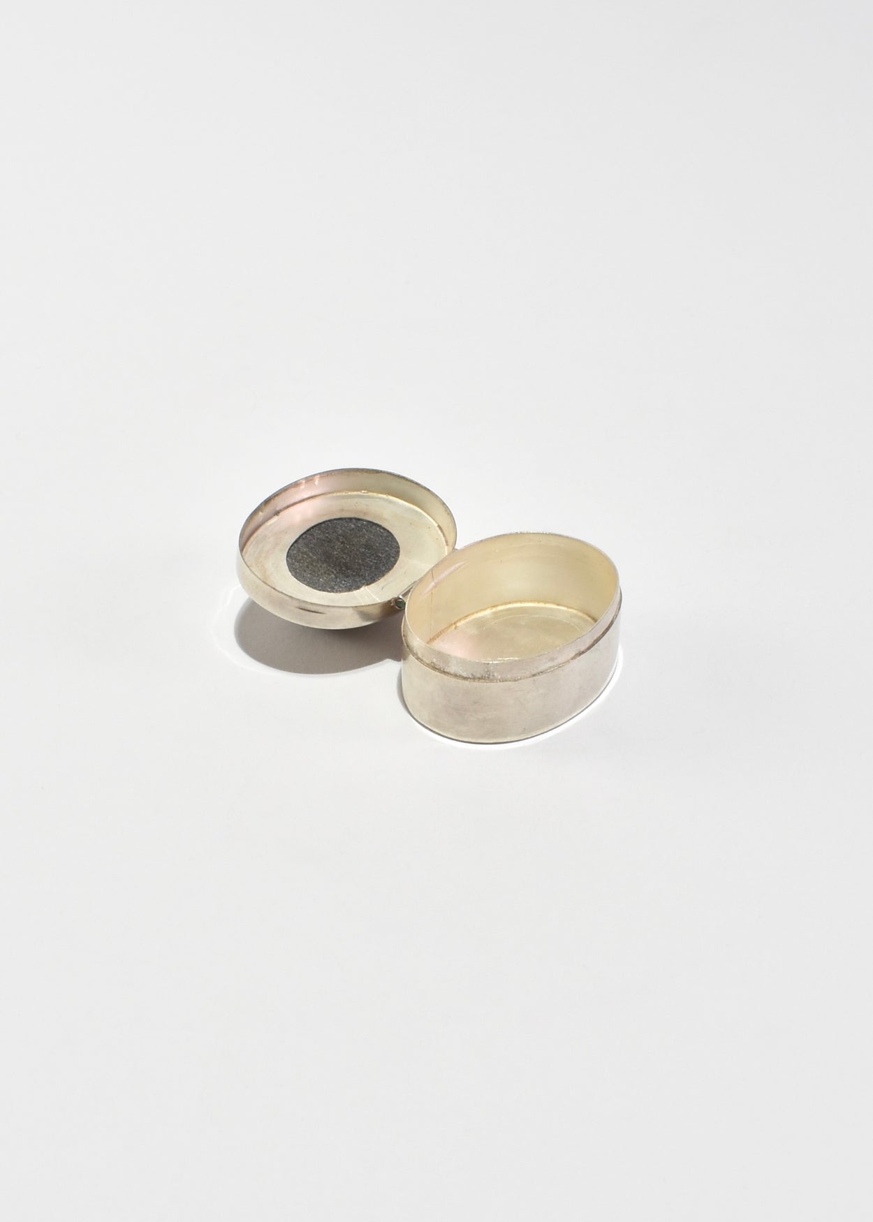 Sterling Oval Pillbox