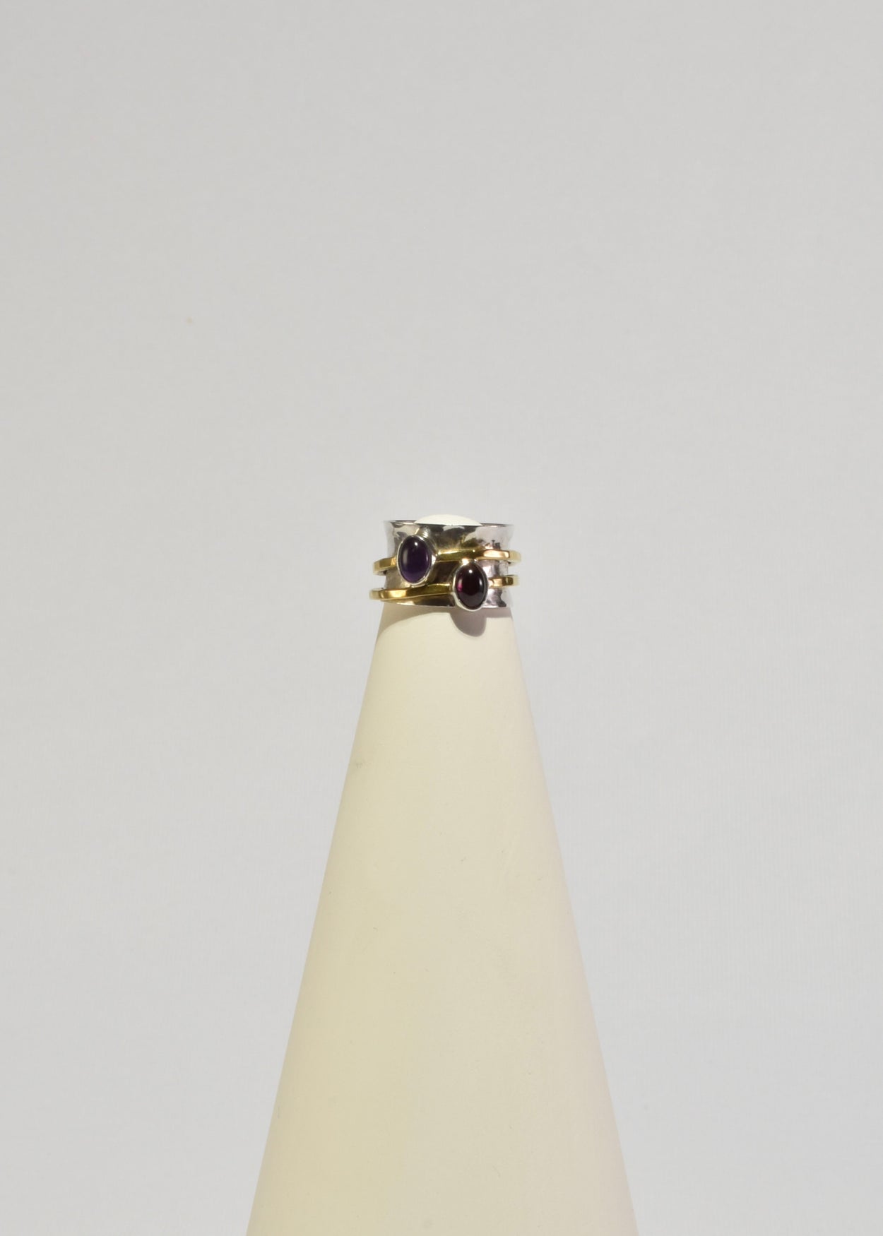 Spinner Garnet Amethyst Ring